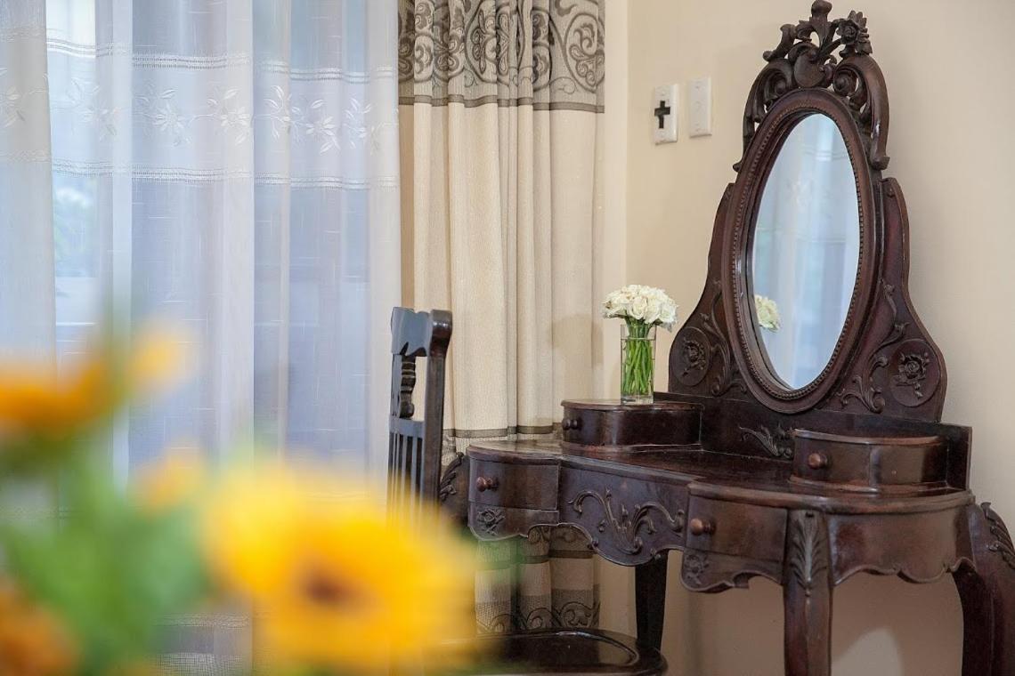 Lucky Central Hotel & Travel Ανόι Εξωτερικό φωτογραφία